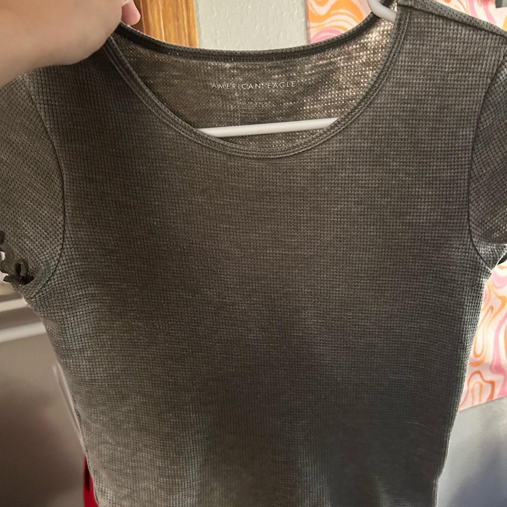 American Eagle Outfitters Black Fitted Cap Sleeve Tee